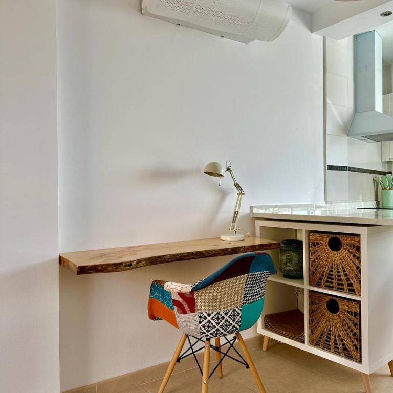 Casa Lidia, bonito y cómodo ático con rooftop privado, impresionantes vistas mar, montaña y jacuzzi - Apartamento de 1 dormitorio - 19