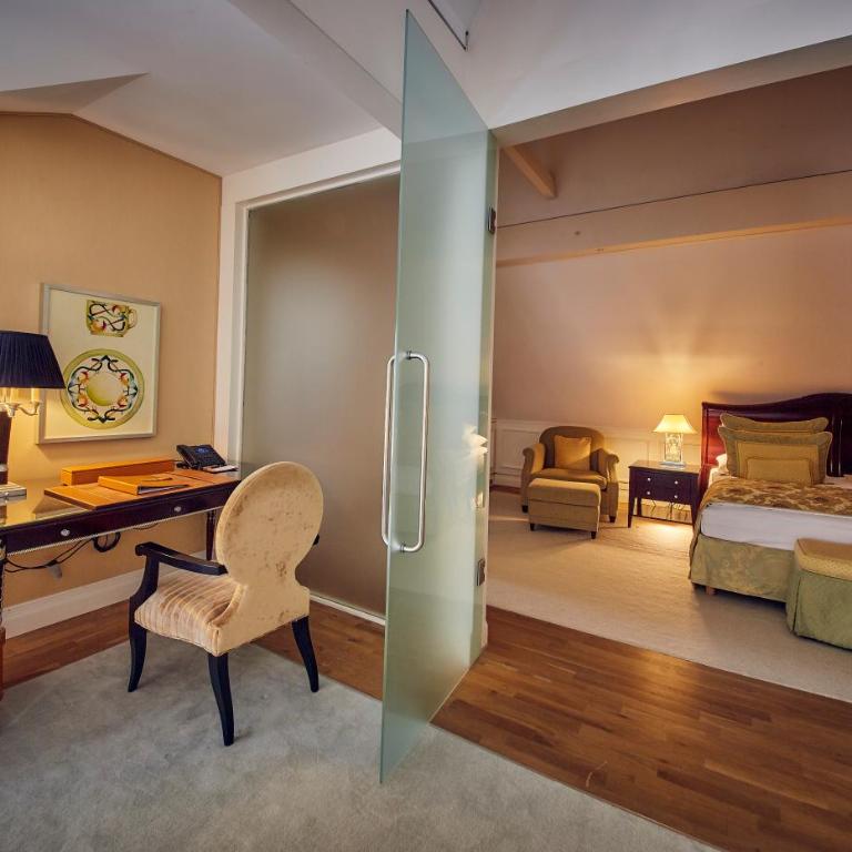 Falkensteiner Schlosshotel Velden – The Leading Hotels of the World - Rosengarten Suite mit Sauna und Terrasse - 4