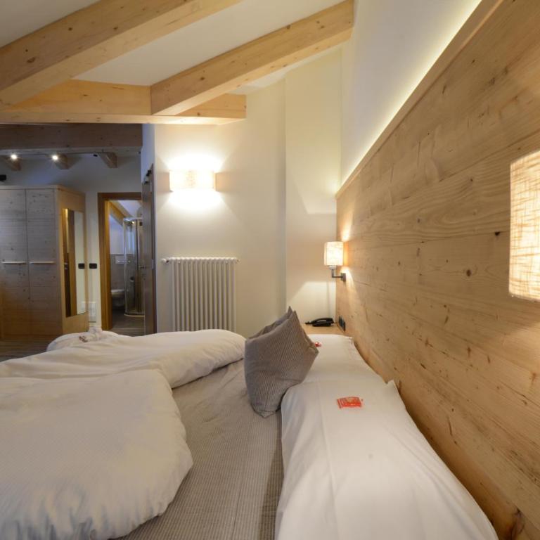 Hotel Nele - Superior Triple Room (2 Adults + 1 Child) with Spa Access - 6