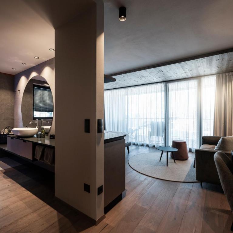 Hotel Viertler - Suite Superior King - 4