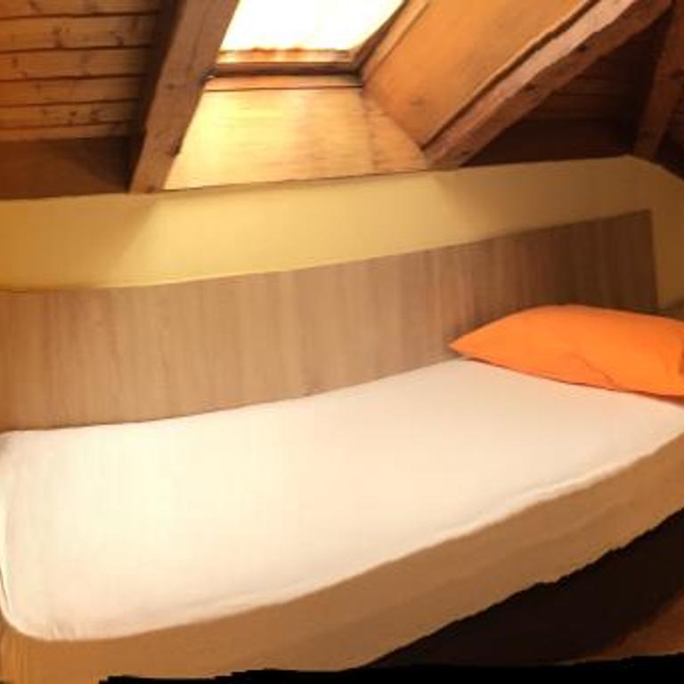 Garni Villa Betty - Camera Familiare con Bagno Privato - 8