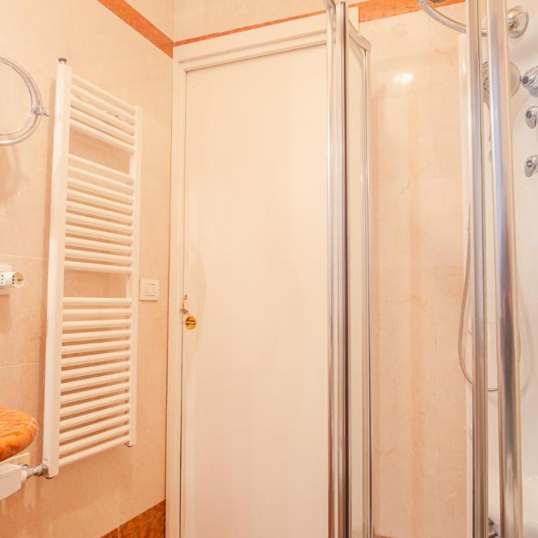 Piazza Grande - Italian Homing - One-Bedroom Apartment - 21