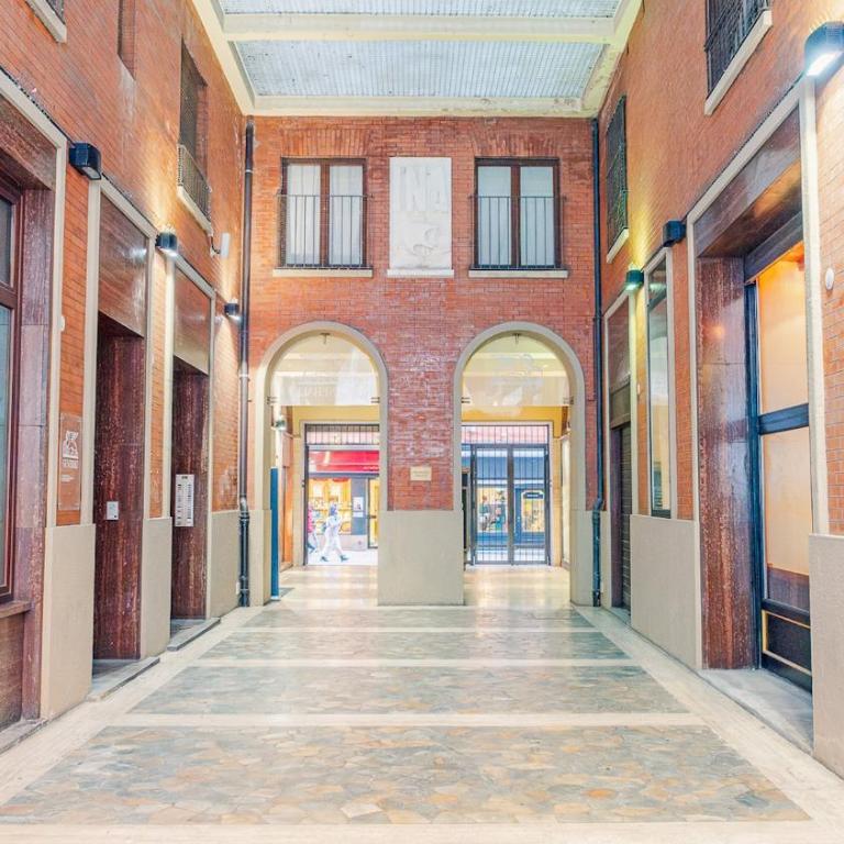 Piazza Grande - Italian Homing - One-Bedroom Apartment - 11