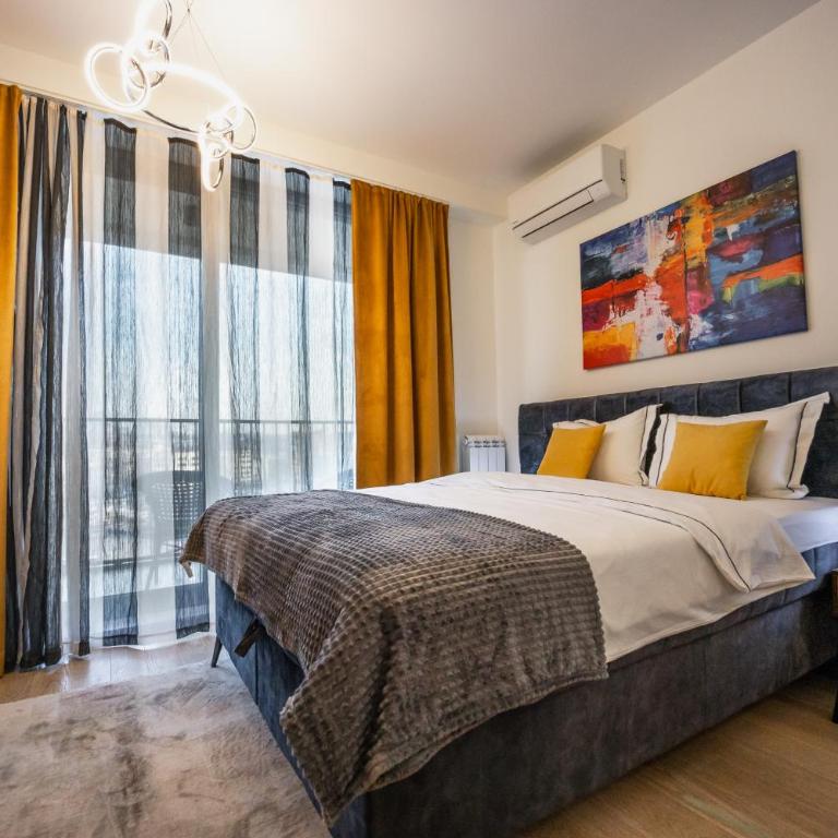 inJoy - One-Bedroom Apartment - 10