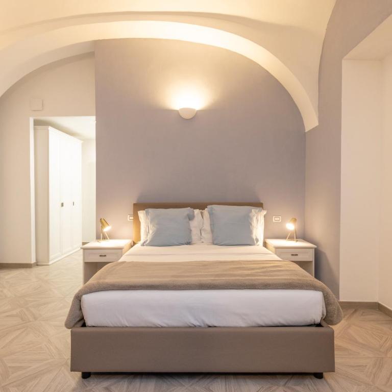 Domus Taurinorum - Double Room with Private Bathroom - 13