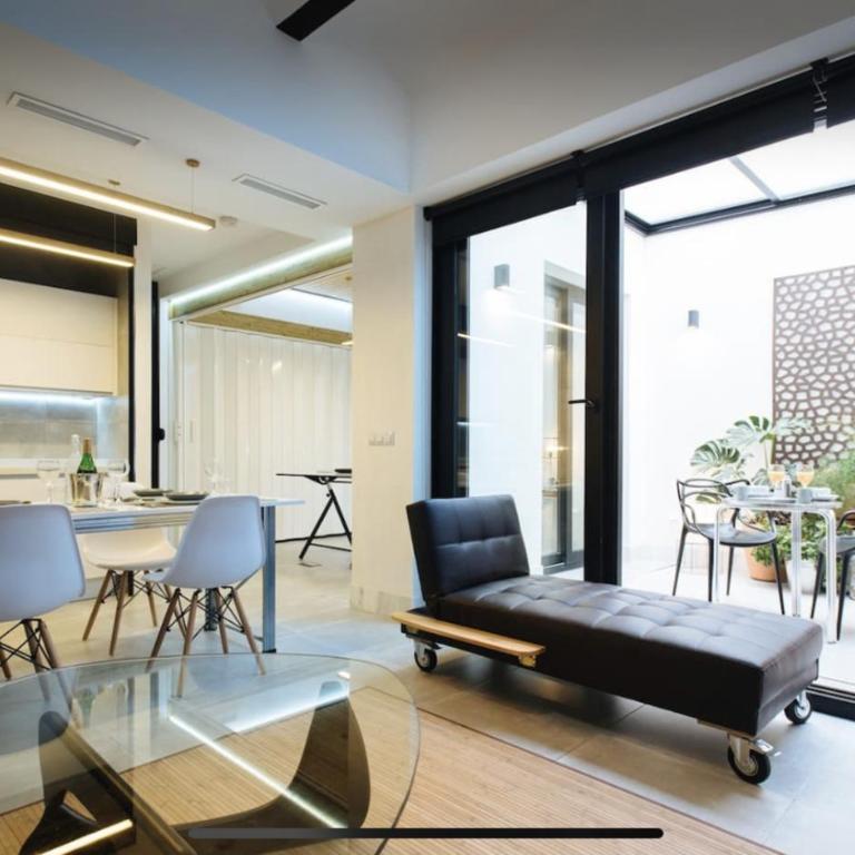 Lujoso loft con piscina y espacio office - Apartamento de 1 dormitorio - 1