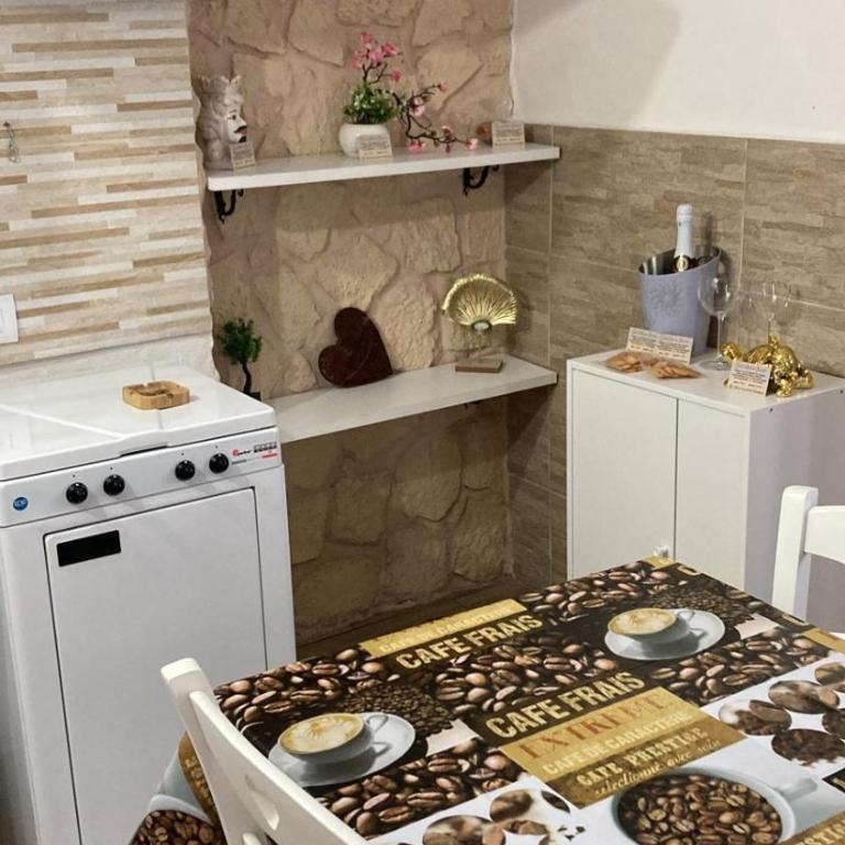 Casa vacanze eleonor - One-Bedroom House - 16