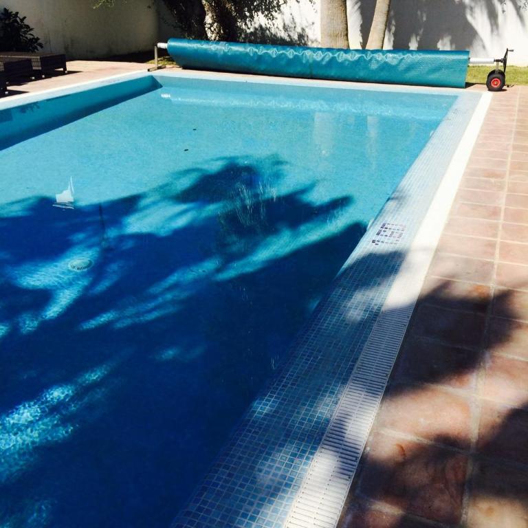 Detached Villa 4 bed Duquesa with Private infinity pool close to port and beach - Villa - 6