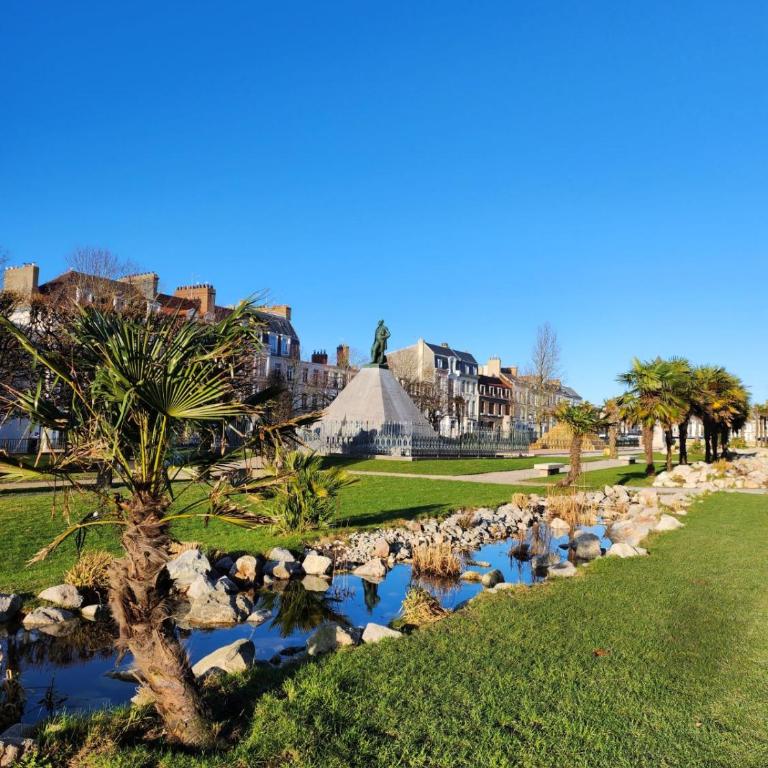 Gîte des Remparts - Appartement - Vue sur Jardin - 25