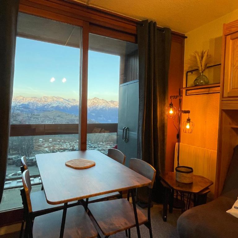 Studio tout confort pied des pistes avec balcon et wifi - Studio - Vue sur Montagne - 1