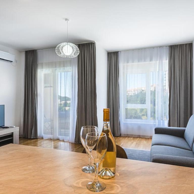 Status-M Apartments 138 - Studio with Sea View - 9