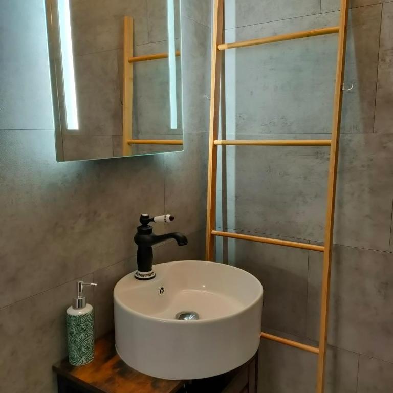 La Cabane de Thau Location Cure ou Vacances à Balaruc les Bains - Appartement 1 Chambre - 19