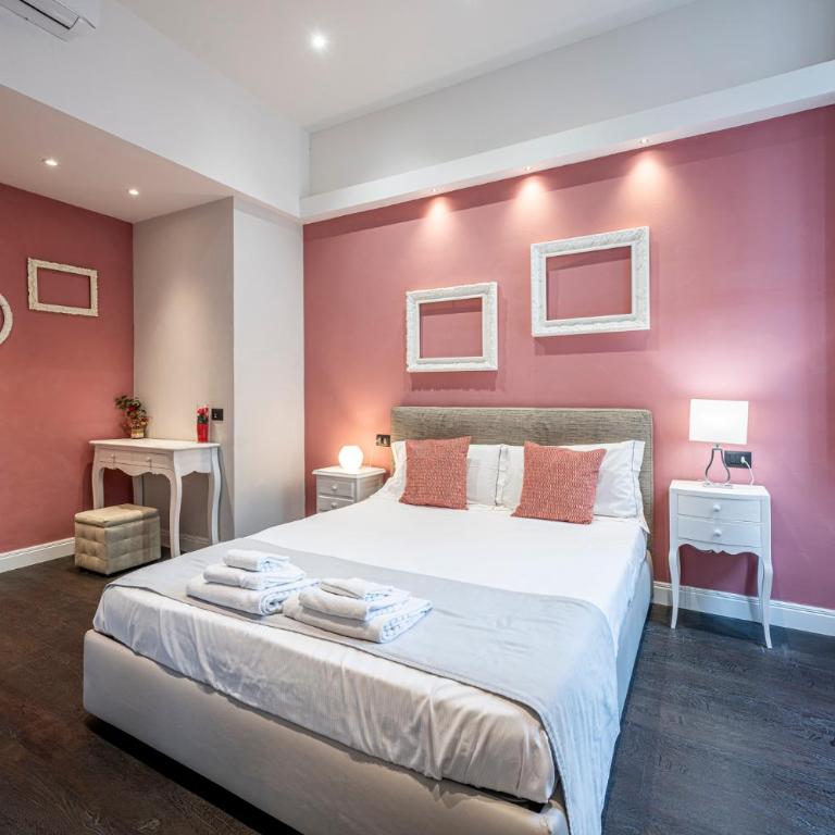 Cherubini Palace Thematic Apartment - One-Bedroom Apartment - 2