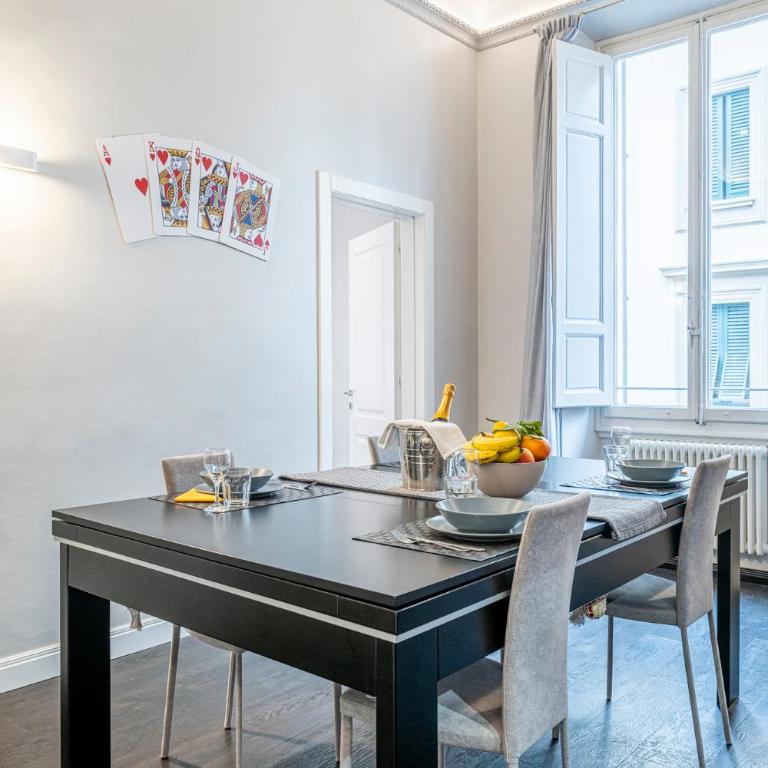 Cherubini Palace Thematic Apartment - One-Bedroom Apartment - 5