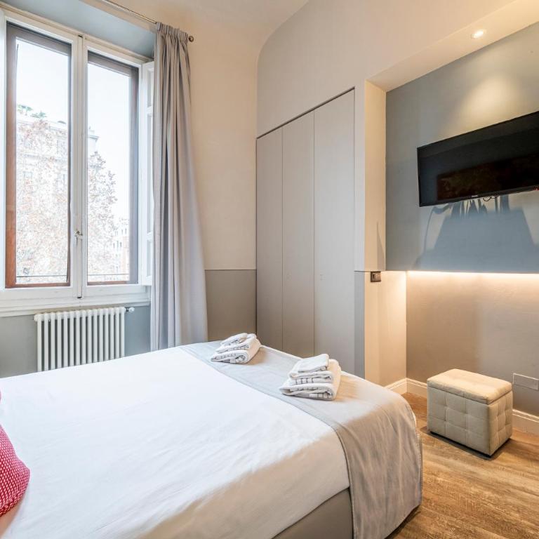 Cherubini Palace Thematic Apartment - Two-Bedroom Apartment with Spa Bath - 13