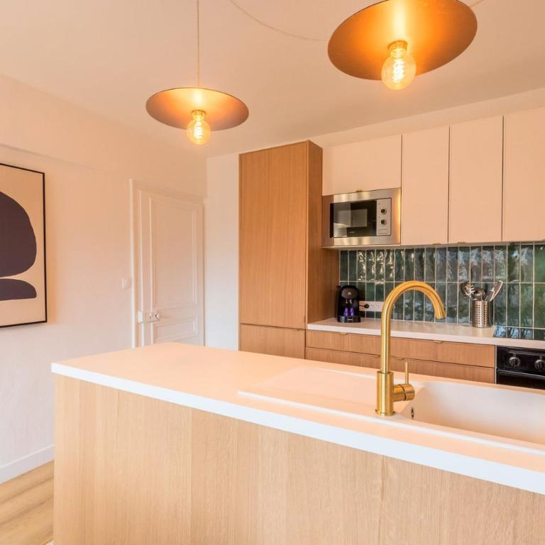 3 bedroom apartment on the Grand Place - Appartement 3 Chambres - 5