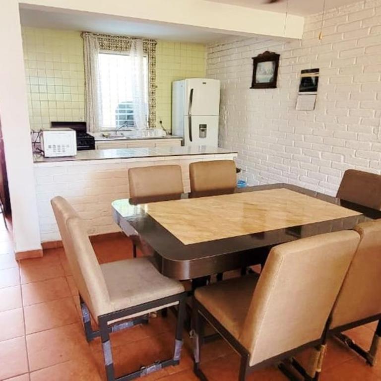 Departamento Familiar con Alberca Zona Dorada - Villa Serena - Three-Bedroom Apartment - 19