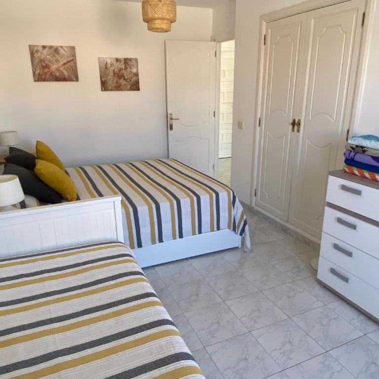 Casa Kiko Sol - Two-Bedroom Apartment - 33