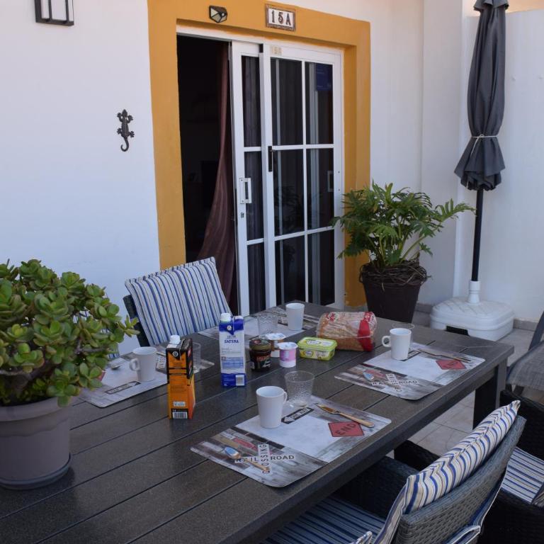 Casa Kiko Sol - Two-Bedroom Apartment - 39