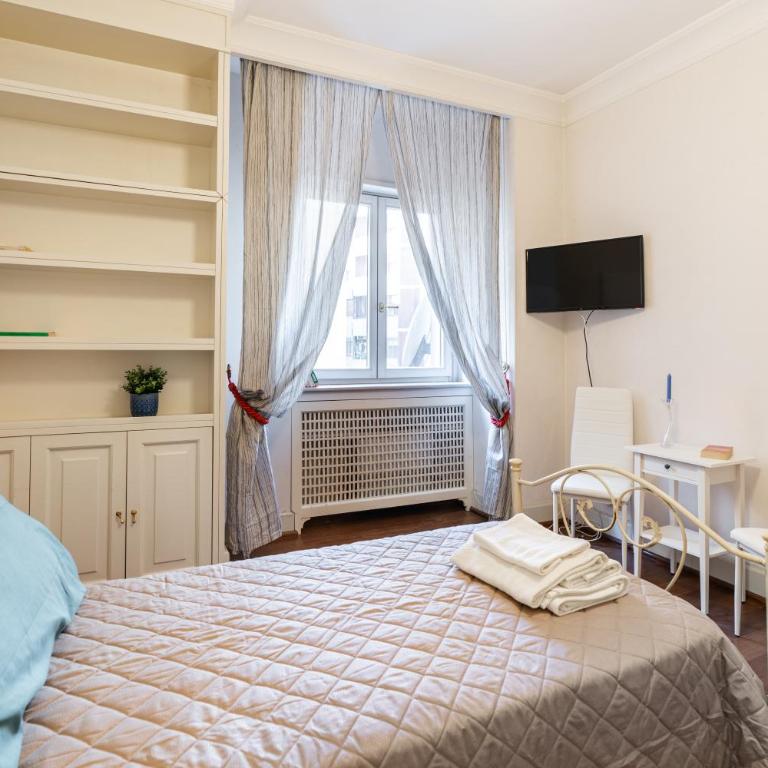 B&B Frida Suite Home - Camera Singola con Bagno in Comune - 5