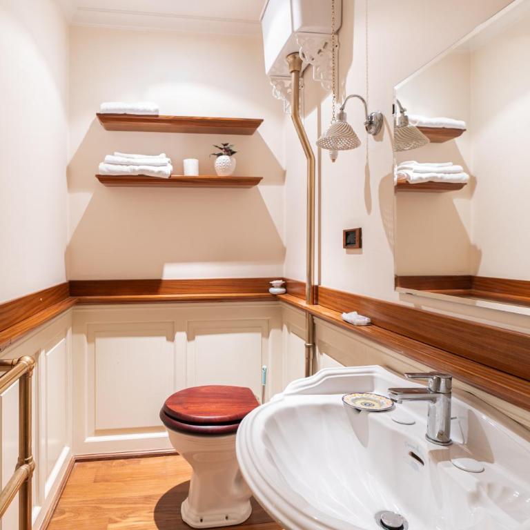 B&B Frida Suite Home - Camera Singola con Bagno in Comune - 7