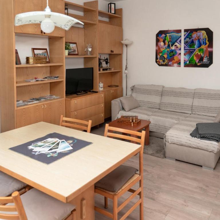 Nonna Natalia - Appartamento su 2 Livelli con 2 Camere da Letto - 10