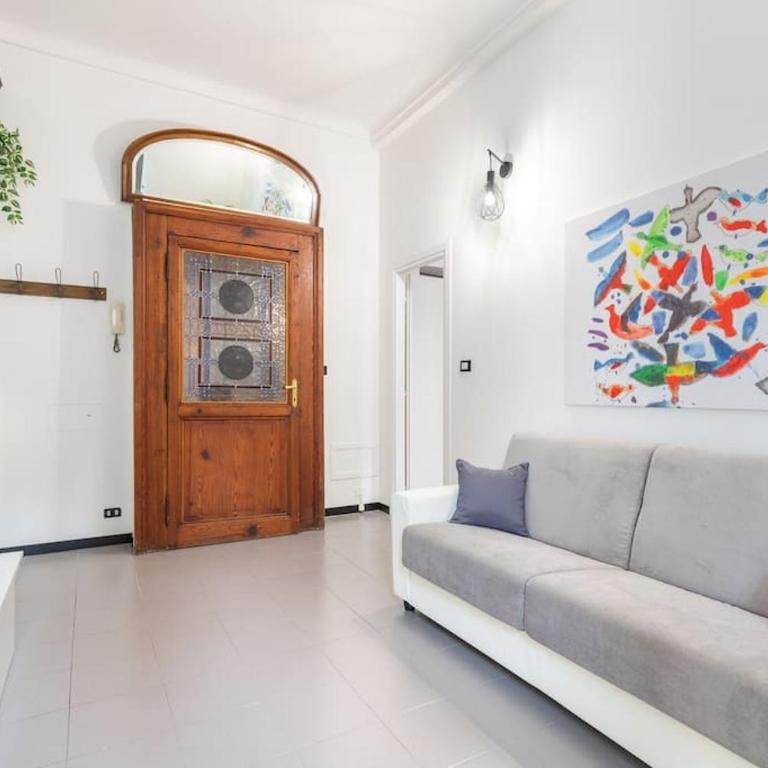 Historical suite - Pieno Centro - Porta nuova- Piazza Castello - Two-Bedroom Apartment - 11