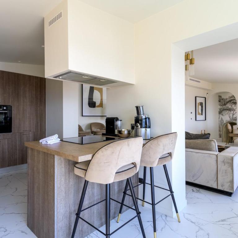VILLA BELLE VUE VI4394 By Riviera Holiday Homes - Villa - Vue sur Mer - 27