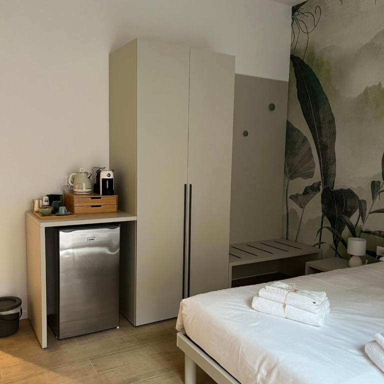 Calari Rooms - Affittacamere - Camera King con Balcone - 11