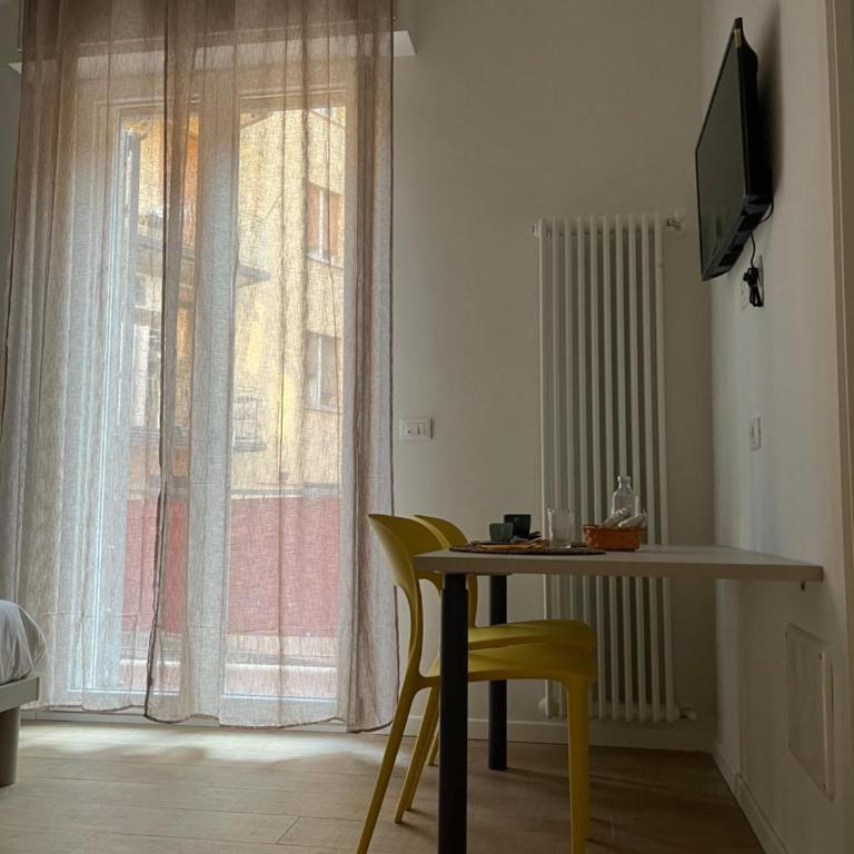 Calari Rooms - Affittacamere - Camera King con Balcone - 15