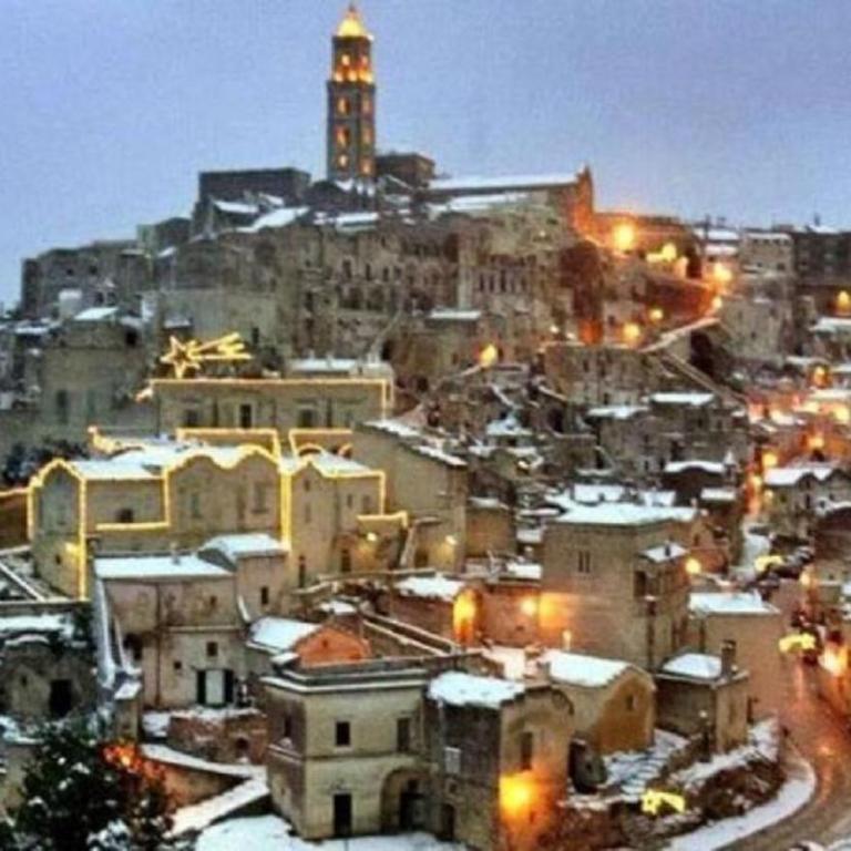 Basilicata Host to Host - Matera Charme Rooms - Camera Matrimoniale Deluxe con Balcone - 1