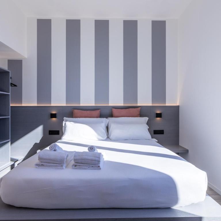 Veneto Suite Roma - Camera Matrimoniale con Bagno Privato - 7