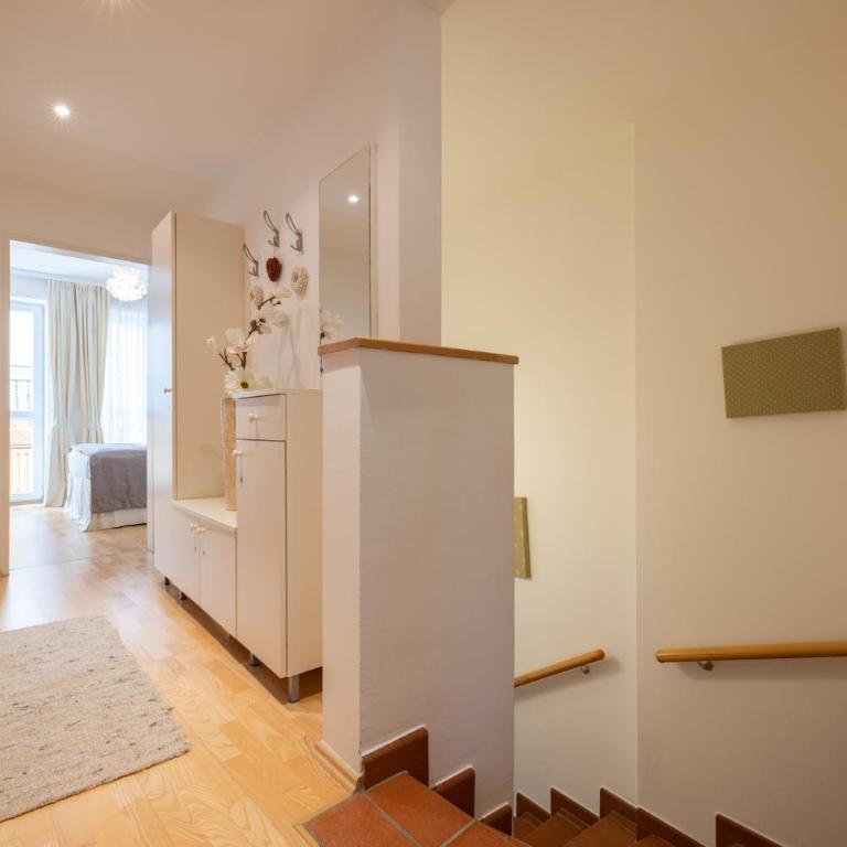 Pfamhaus Luxury Apartments - Three-Bedroom Home - 15