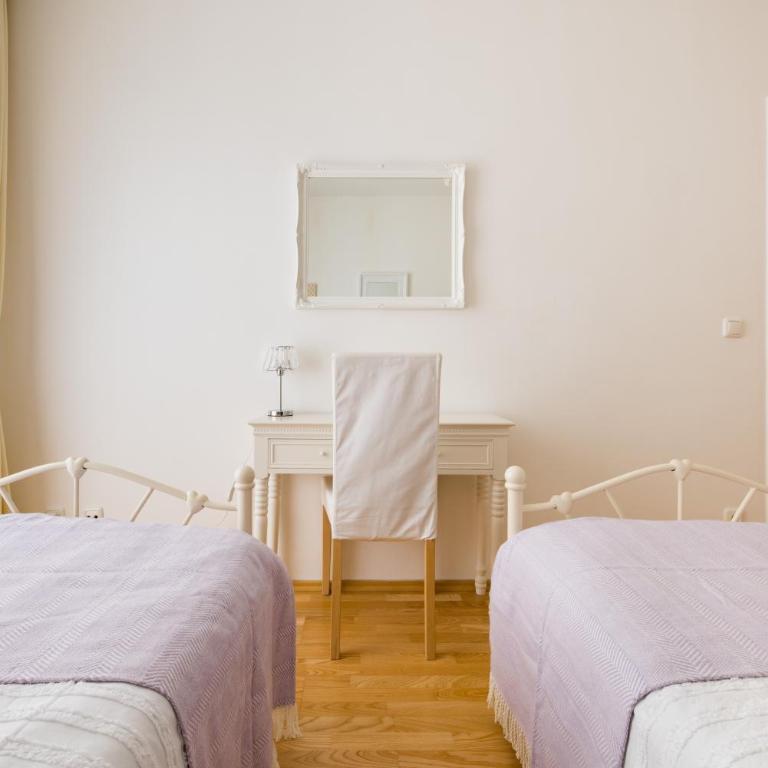 Pfamhaus Luxury Apartments - Three-Bedroom Home - 29