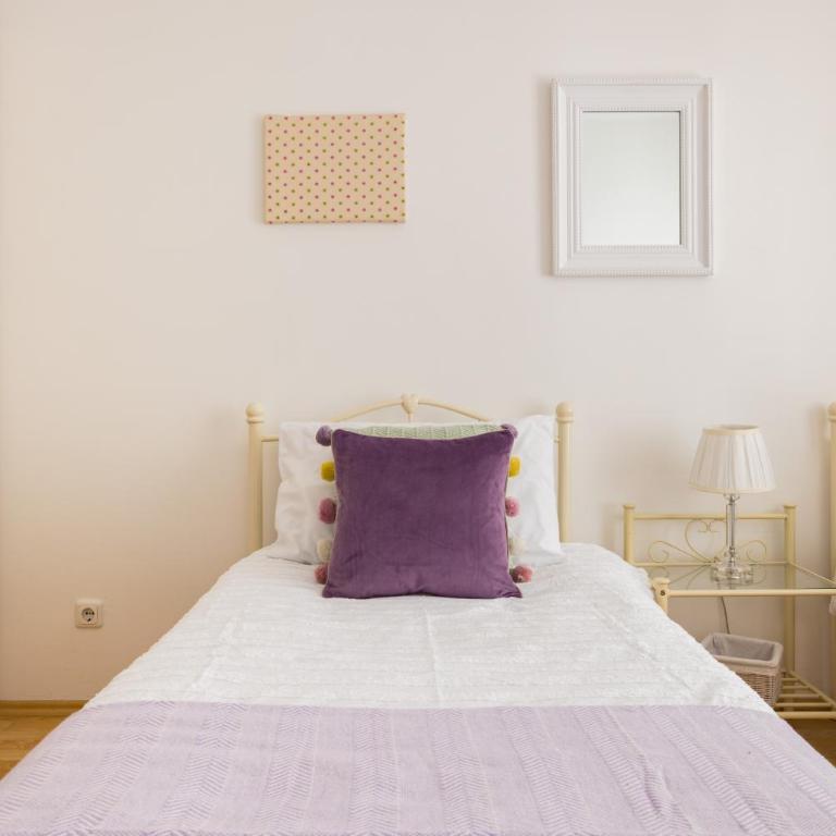 Pfamhaus Luxury Apartments - Three-Bedroom Home - 30