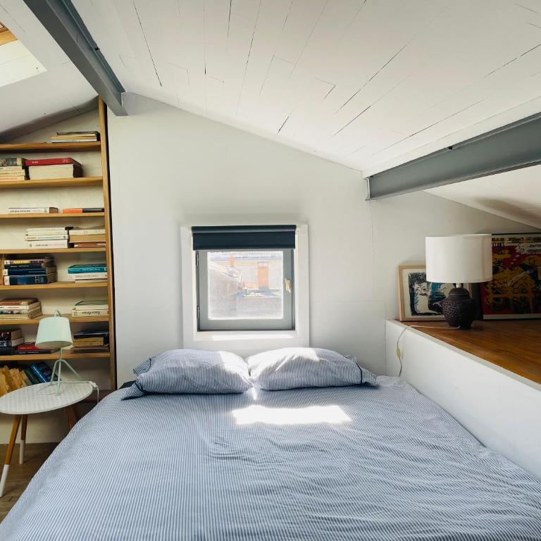 Loft Cosy de 120m2 en plein Centre-Ville à 2 pas de la Comédie Grande ou Petite Terrasse selon les mois - Apartment - 17