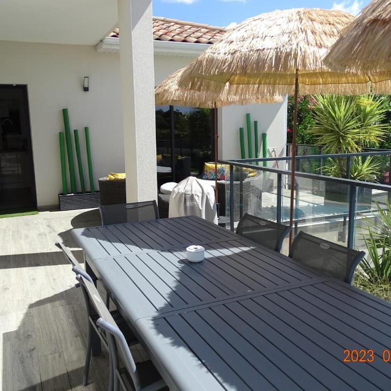 Aux portes de Pézénas, villa entre Mer et Montagne - Villa - 5