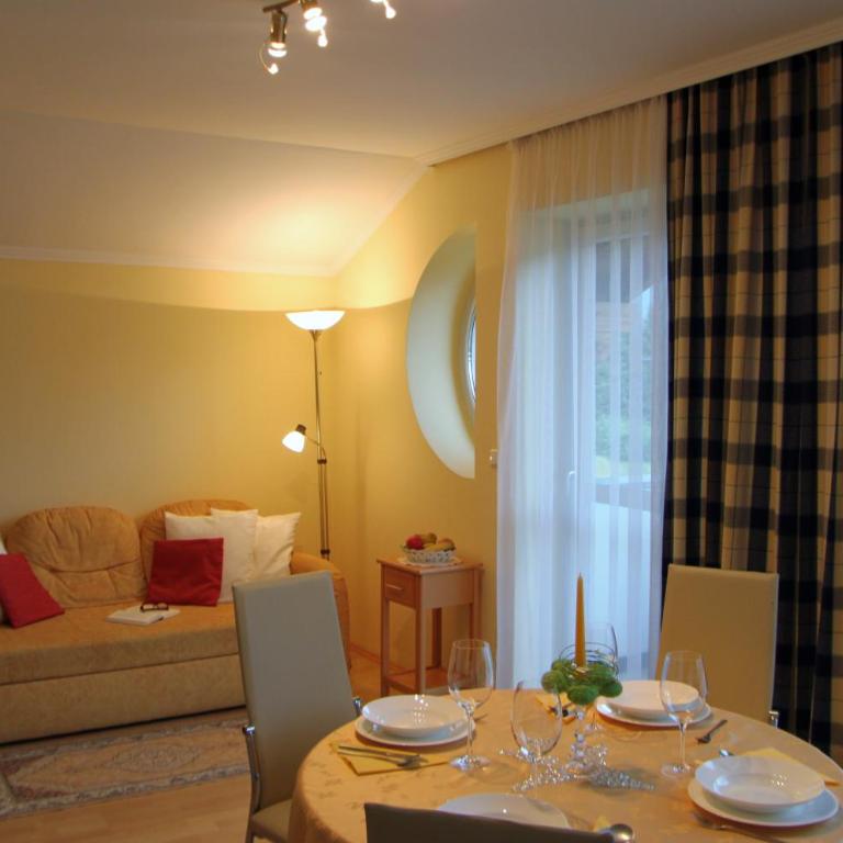 Haus Krismer - Apartment mit 2 Schlafzimmern und Badezimmer - 10