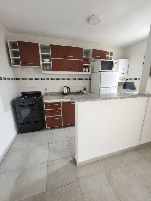 1ro de Mayo - Céntrico y cómodo - Apartamento de 1 dormitorio - 6