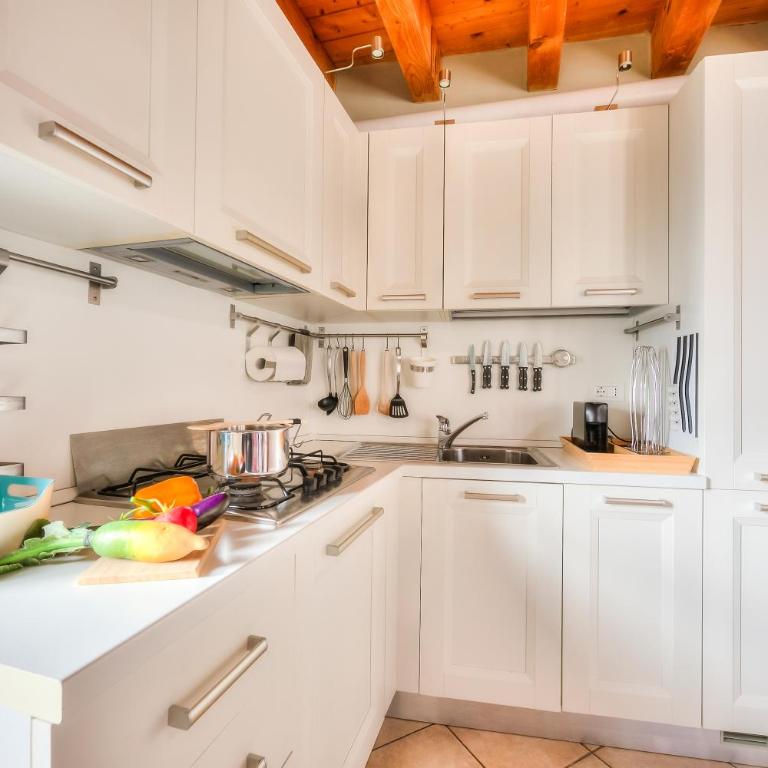 Faby House On Hilly Area & Lake View - Happy Rentals - Casa Vacanze - 4