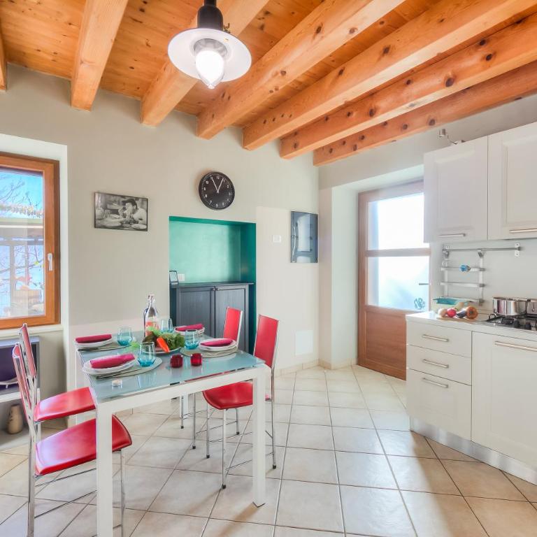 Faby House On Hilly Area & Lake View - Happy Rentals - Casa Vacanze - 13