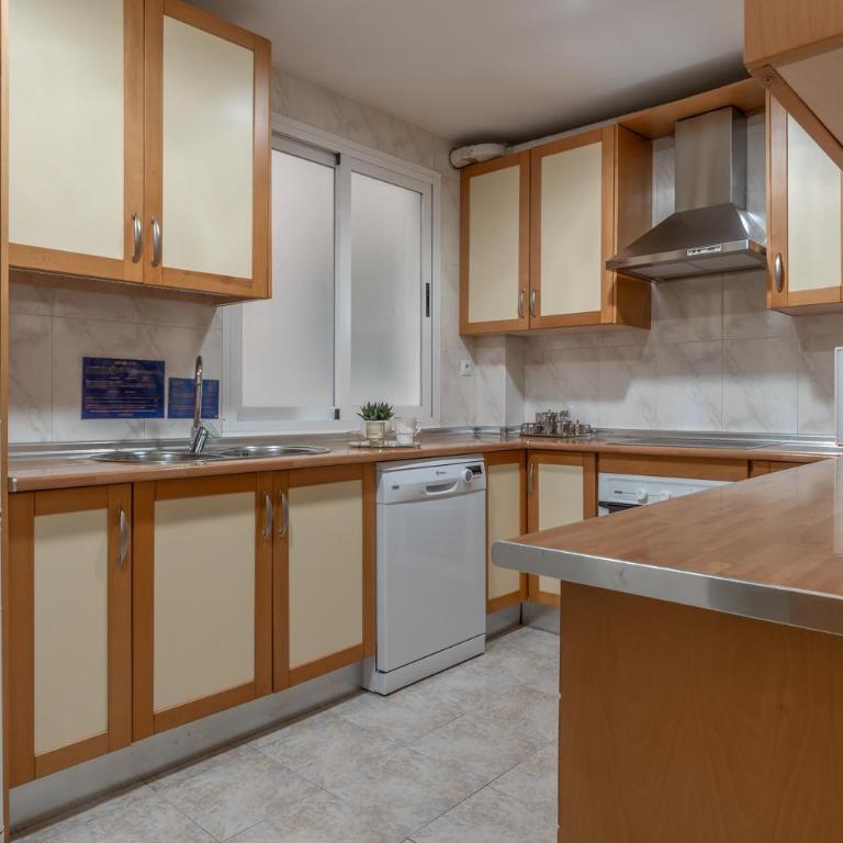 tuGuest Gran Via 42 - Apartment - 32
