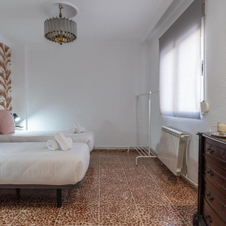 tuGuest Gran Via 42 - Apartment - 24