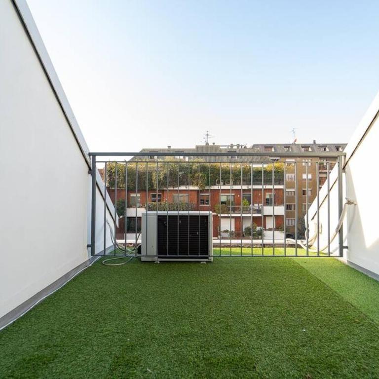 [ 5 Giornate ] Apt con terrazzo e garage privato - Appartamento con 1 Camera da Letto - 6
