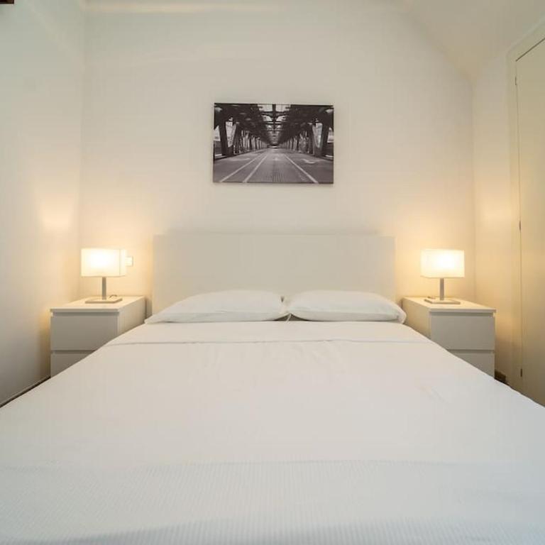 [ 5 Giornate ] Apt con terrazzo e garage privato - Appartamento con 1 Camera da Letto - 4