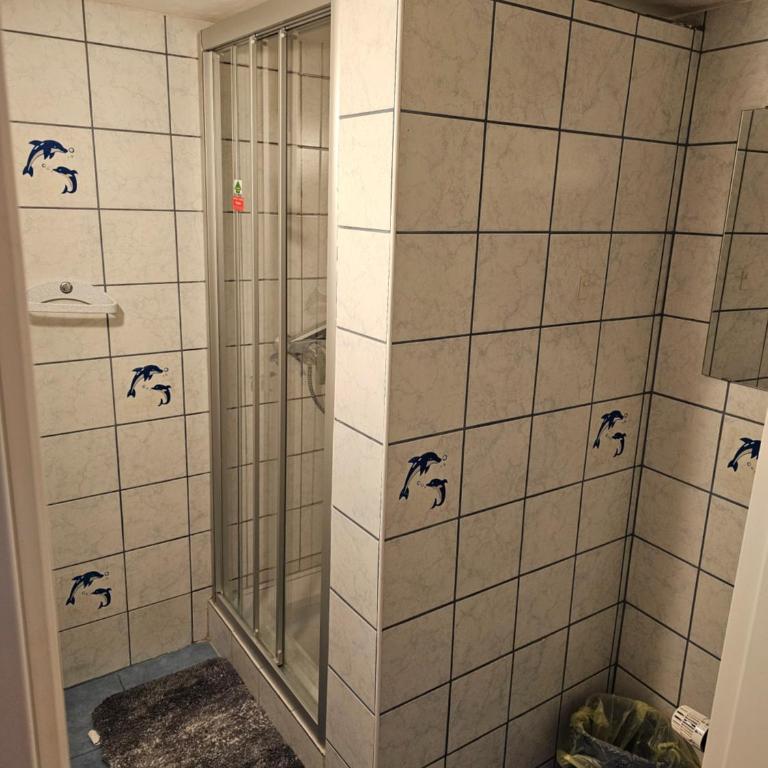 Gasthaus Hinterbrühl - Doppelzimmer mit Gemeinschaftsbad - 16