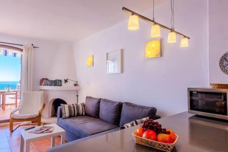 Bonito apartamento con preciosas vistas y piscina - Apartamento - 16