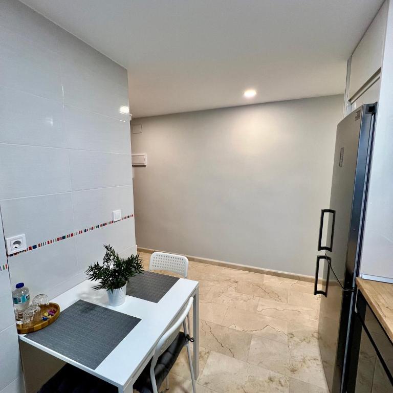 Apartamentos Prestige Málaga - Suite IV - Apartamento de 3 dormitorios - 4