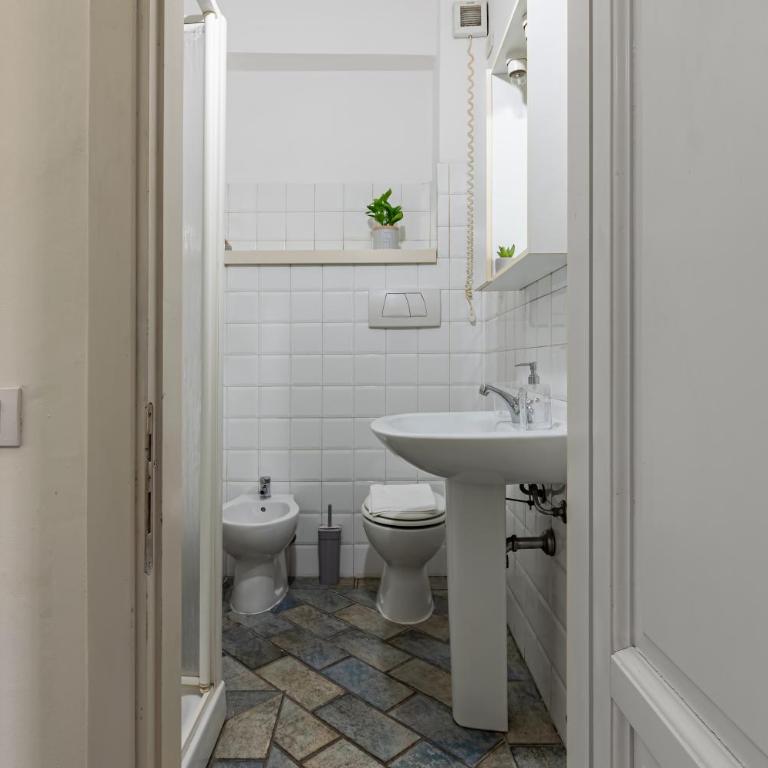 GuestHost - Urban Oasis - Central Apartment with Garden - Appartamento con 2 Camere da Letto - 17