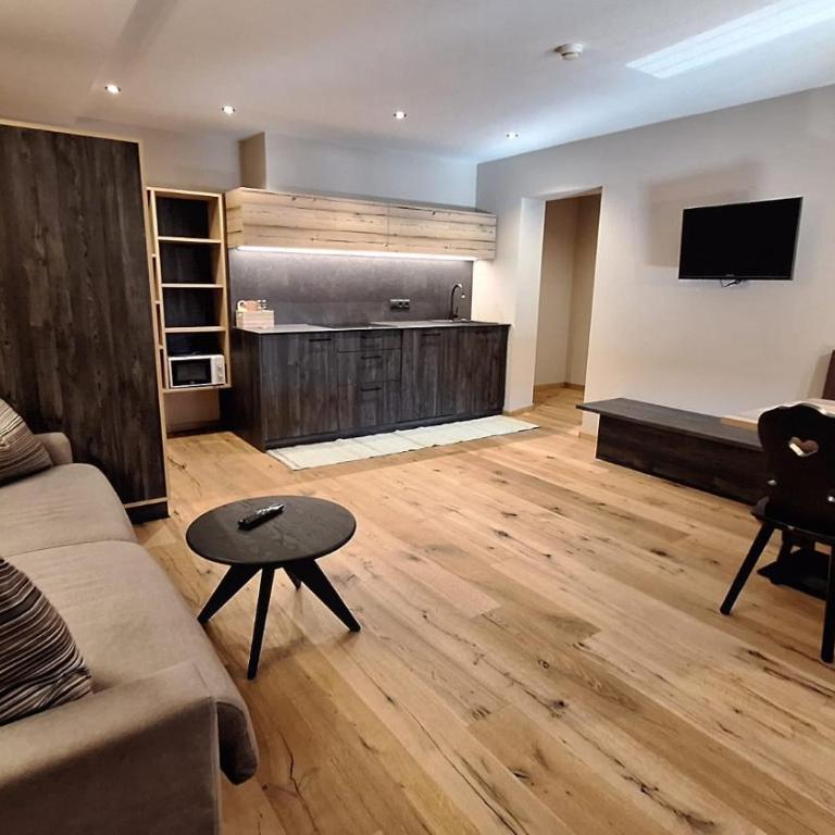 Alpenspitz Appartements - Garni - B&B - Apartment with Balcony - 18